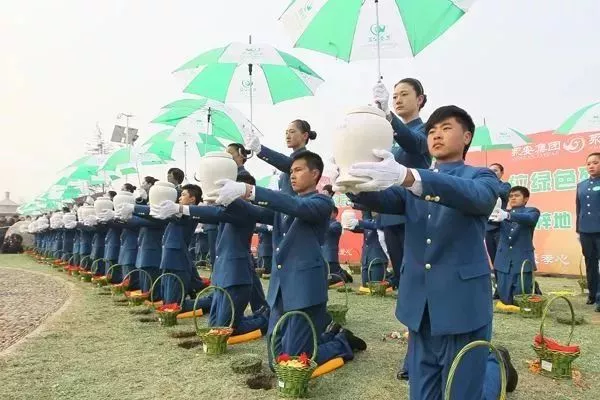 廣東這些大學專業(yè)號稱“調劑接收大戶”(圖32)